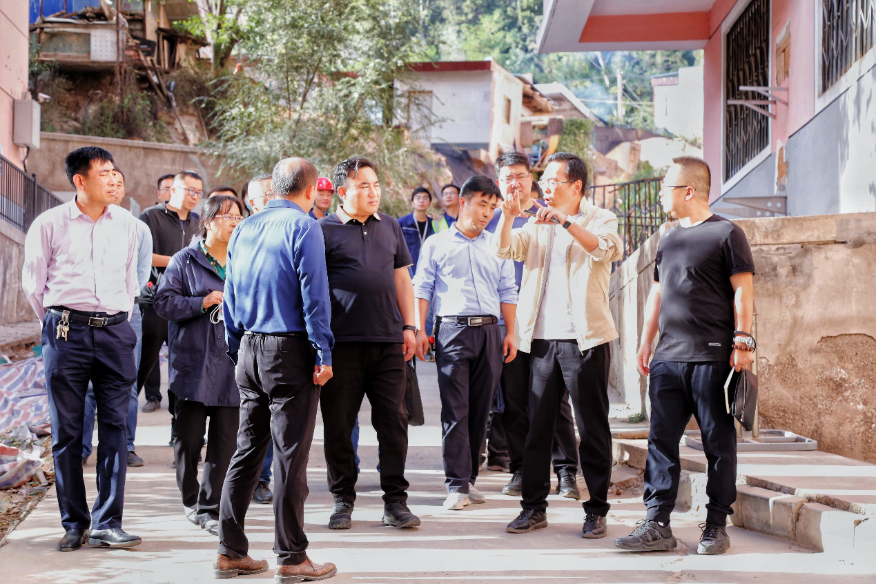 土木工程院黨委開展“學黨史、迎國慶、保安全、促生產”慰問活動